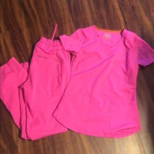Dickies hot pink scrub set